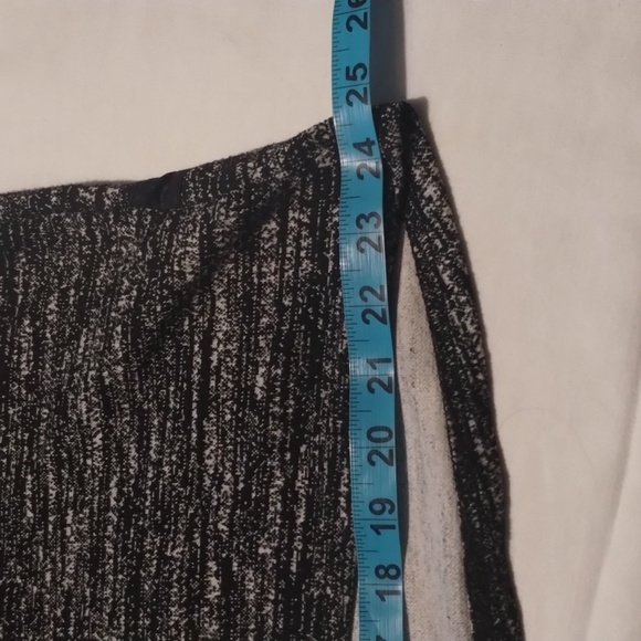 Woman's Sweater/long sleeve Style & Co. Size: L Color: Blacks & Gray's - Picture 10 of 11